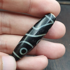 Fish Eye Pattern 3 eyes Himalayan Indo Tibetan Agate Dzi Bead Amulet