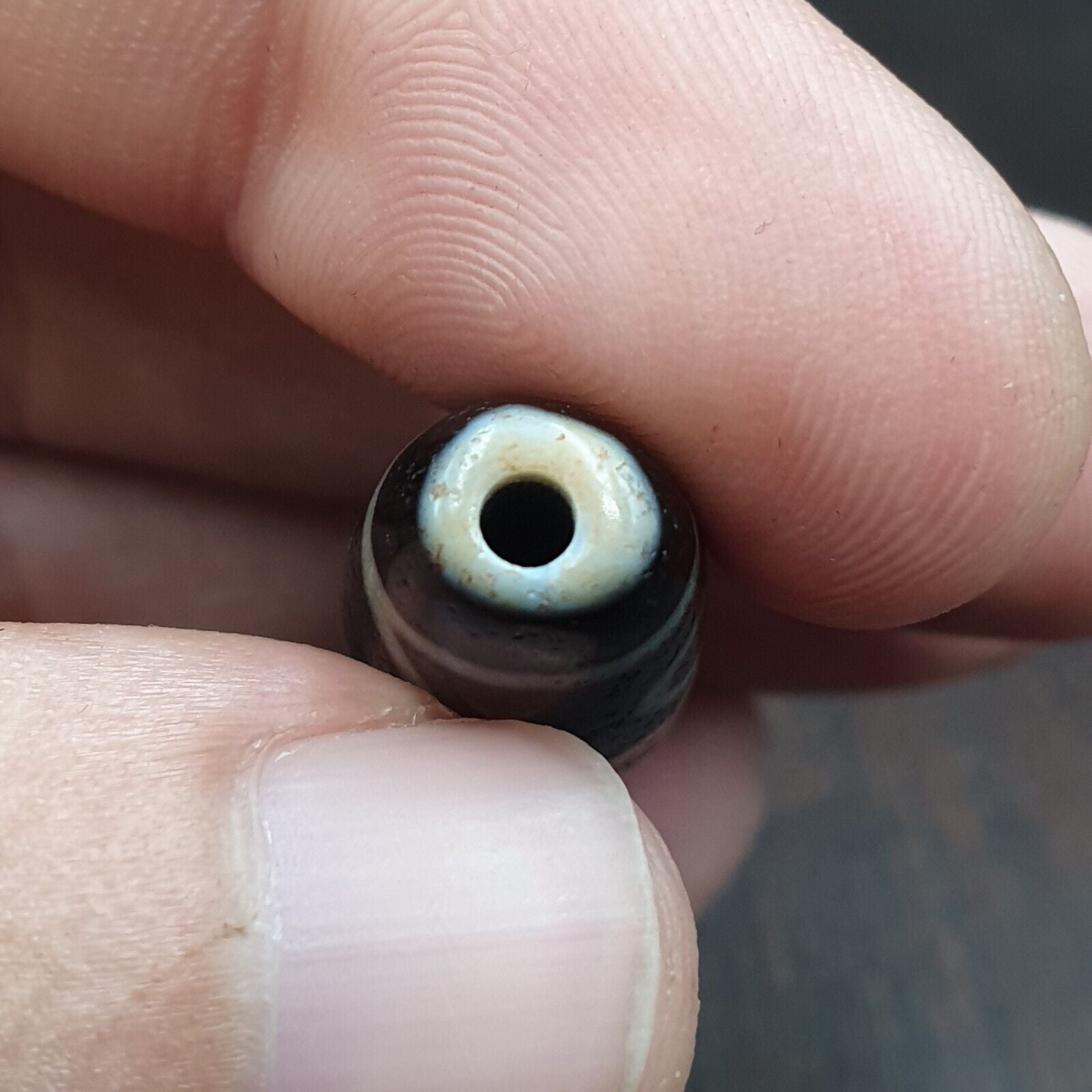 Fish Eye Pattern 3 eyes Himalayan Indo Tibetan Agate Dzi Bead Amulet