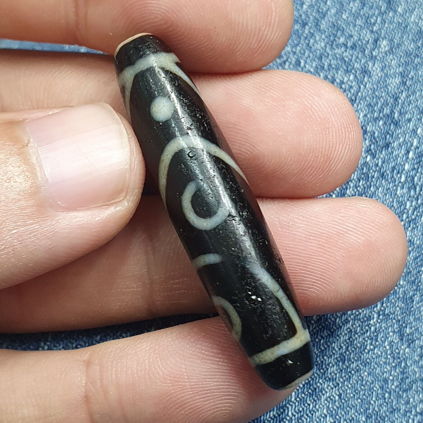 Fish Eye Pattern 3 eyes Himalayan Indo Tibetan Agate Dzi Bead Amulet
