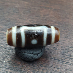 2 Eyes  Circle Squared  Tibetan High Quality Agate Dzi Bead Amulet OTB8-4