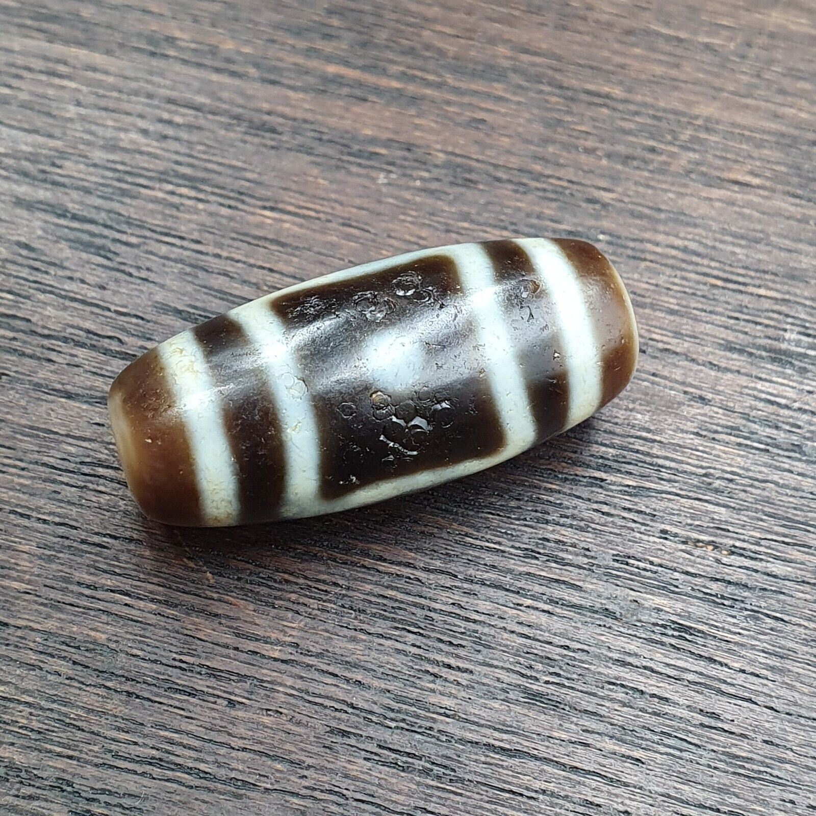 2 Eyes  Circle Squared  Tibetan High Quality Agate Dzi Bead Amulet OTB8-4