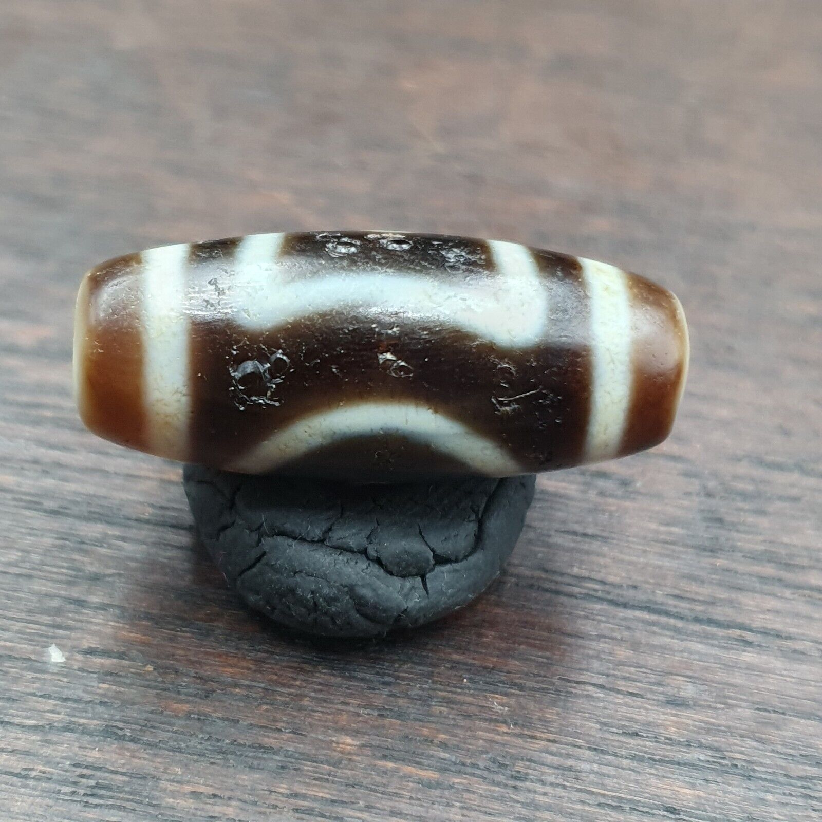 2 Eyes  Circle Squared  Tibetan High Quality Agate Dzi Bead Amulet OTB8-4
