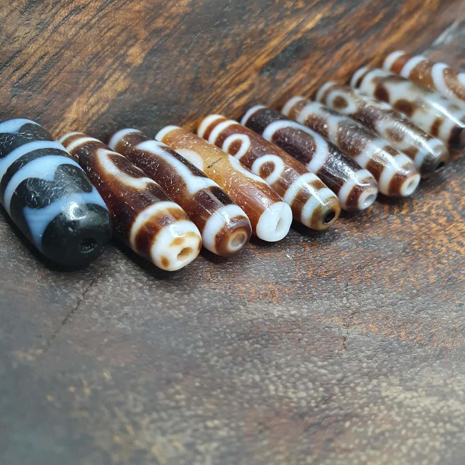 Lot 10 Tibetan Unique patterns Eyes Agate stone Dzi Bead Amulet L10P