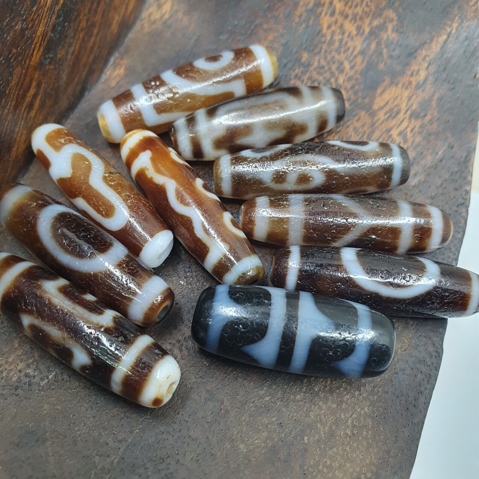 Lot 10 Tibetan Unique patterns Eyes Agate stone Dzi Bead Amulet L10P