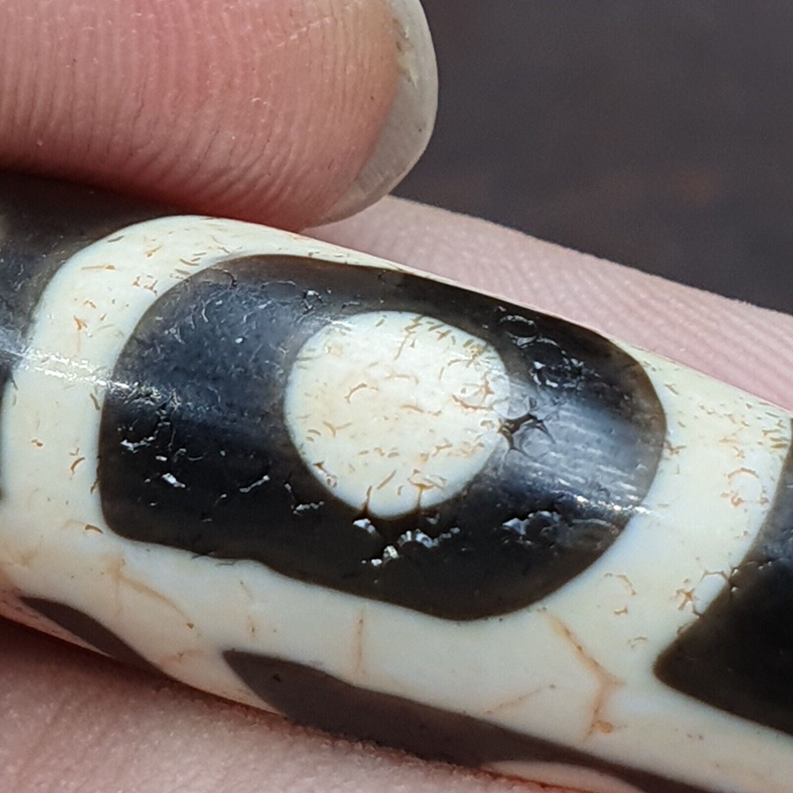 Tibetan 8 Eyes Agate stone HQ Very rare Dzi Bead Amulet