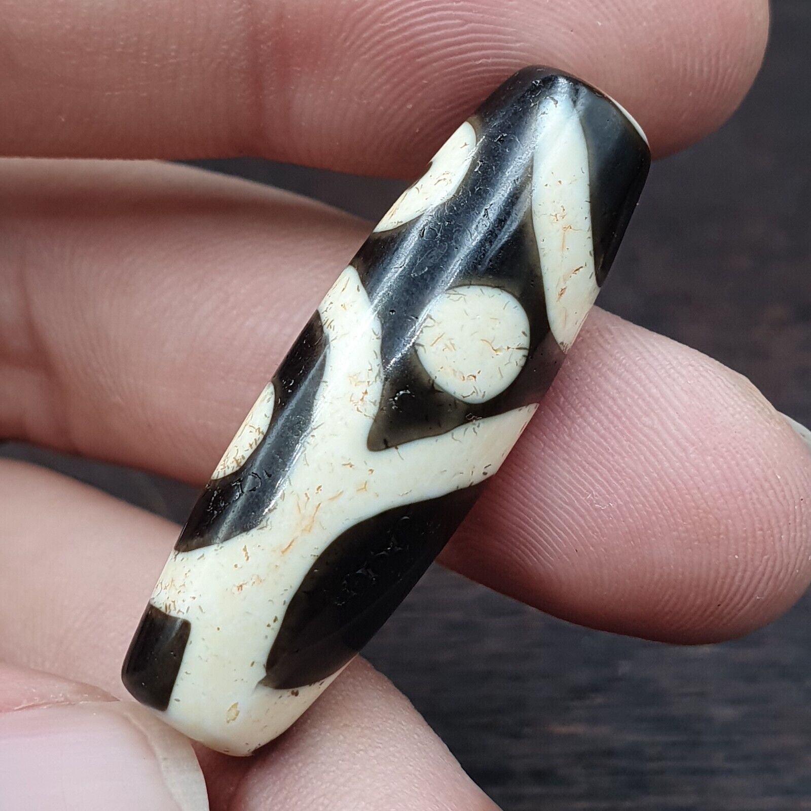 Tibetan 8 Eyes Agate stone HQ Very rare Dzi Bead Amulet