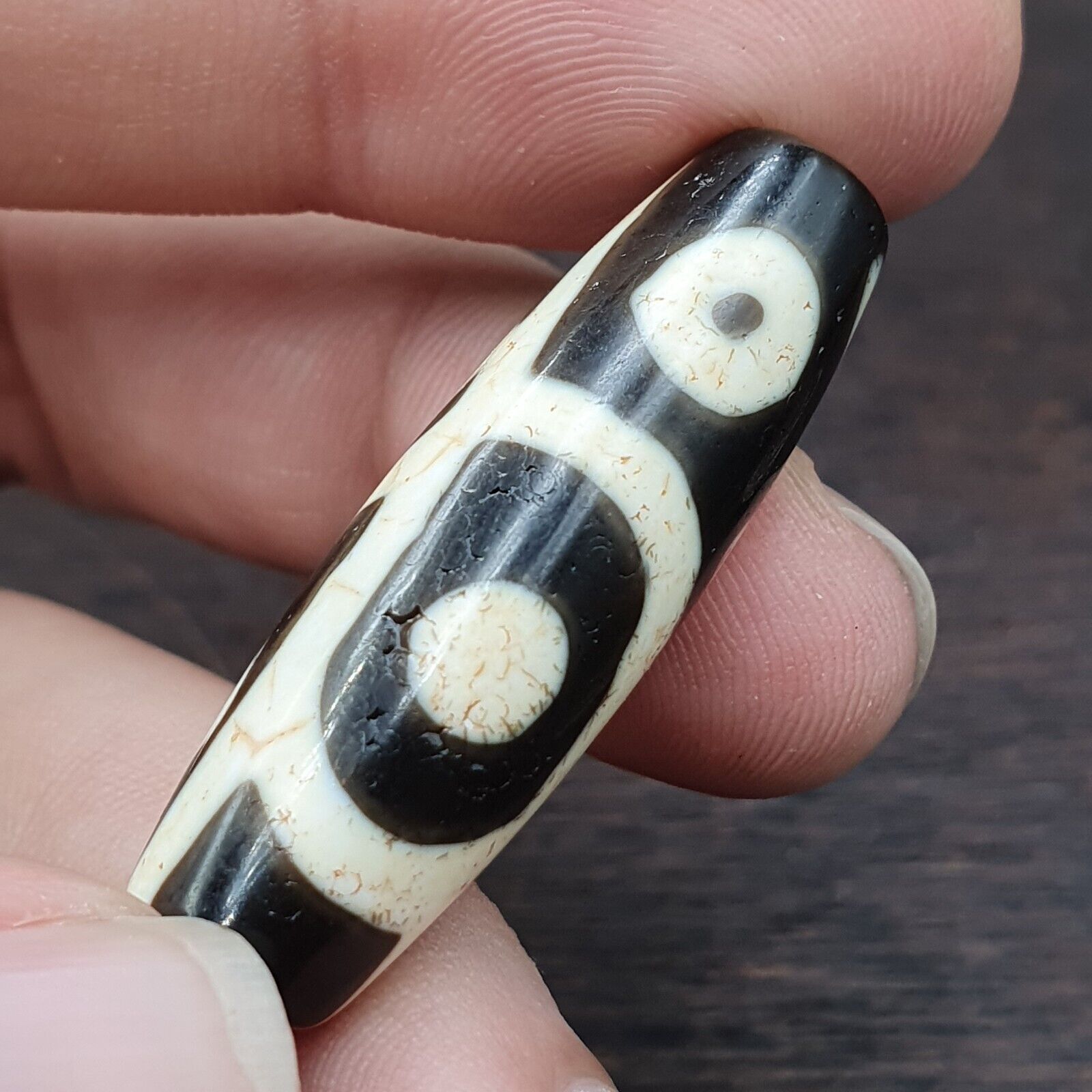 Tibetan 8 Eyes Agate stone HQ Very rare Dzi Bead Amulet