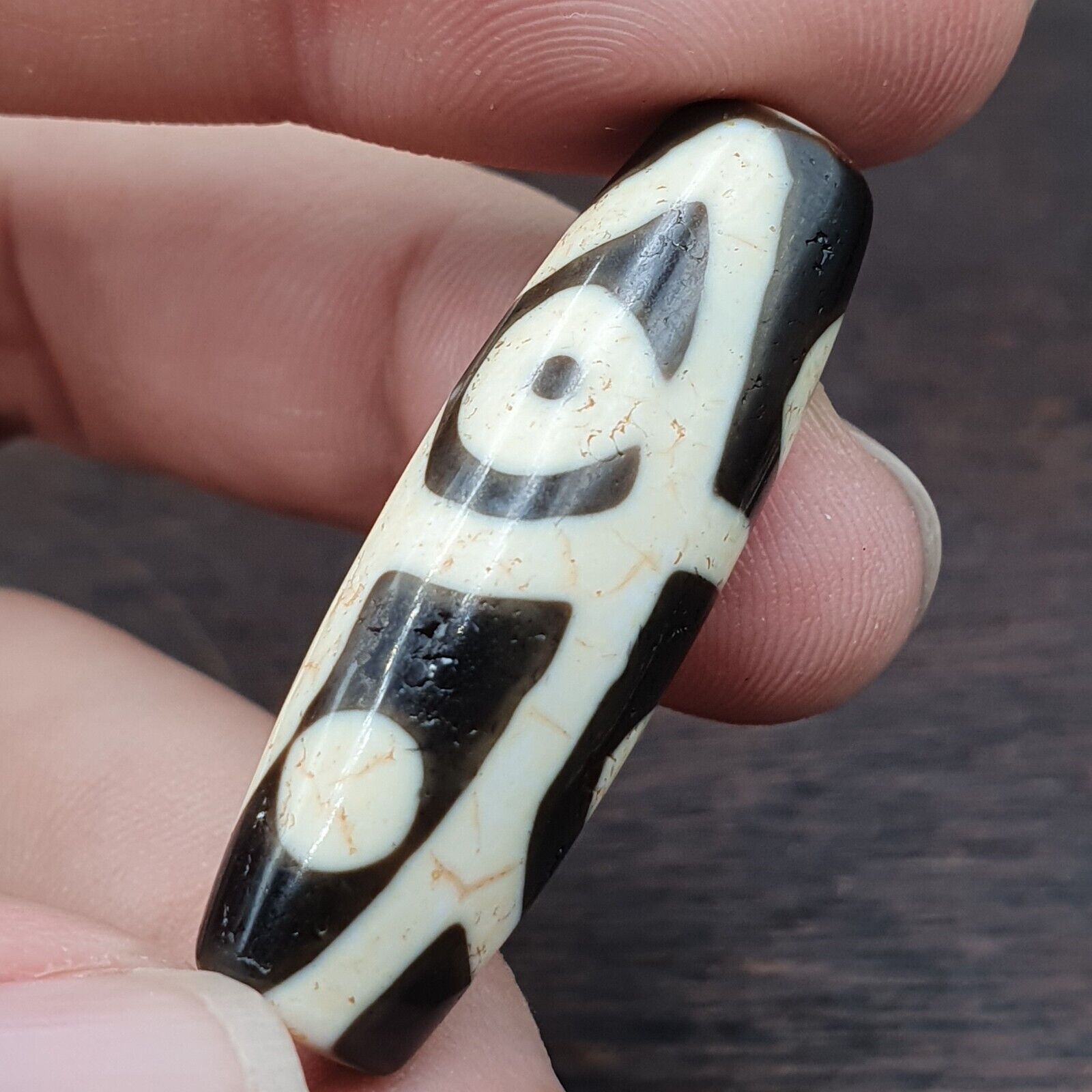 Tibetan 8 Eyes Agate stone HQ Very rare Dzi Bead Amulet