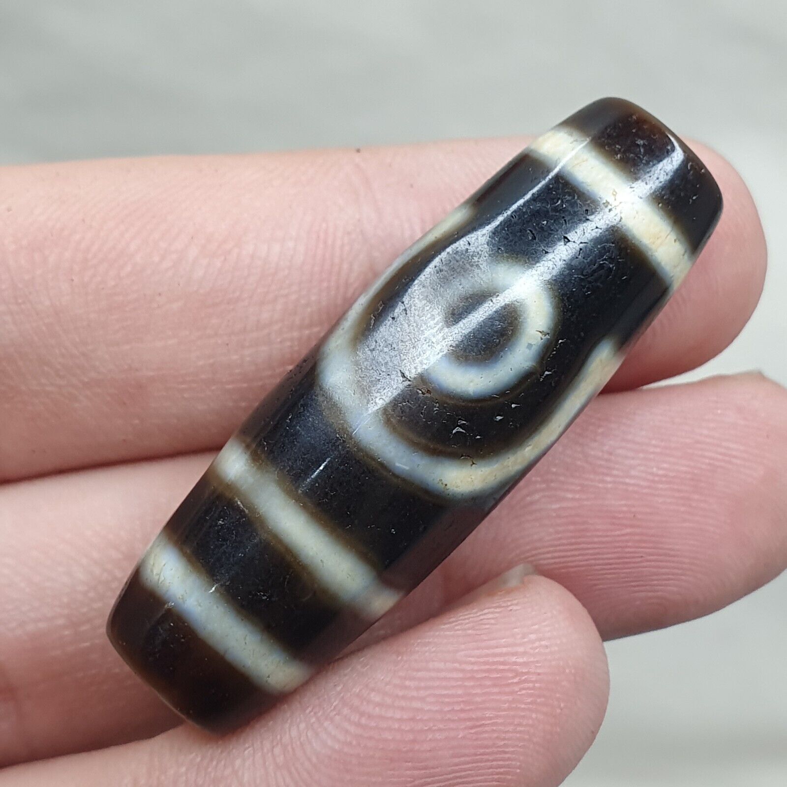Antique Old Tibetan 2Circle Eyes Agate stone Dzi Bead Amulet