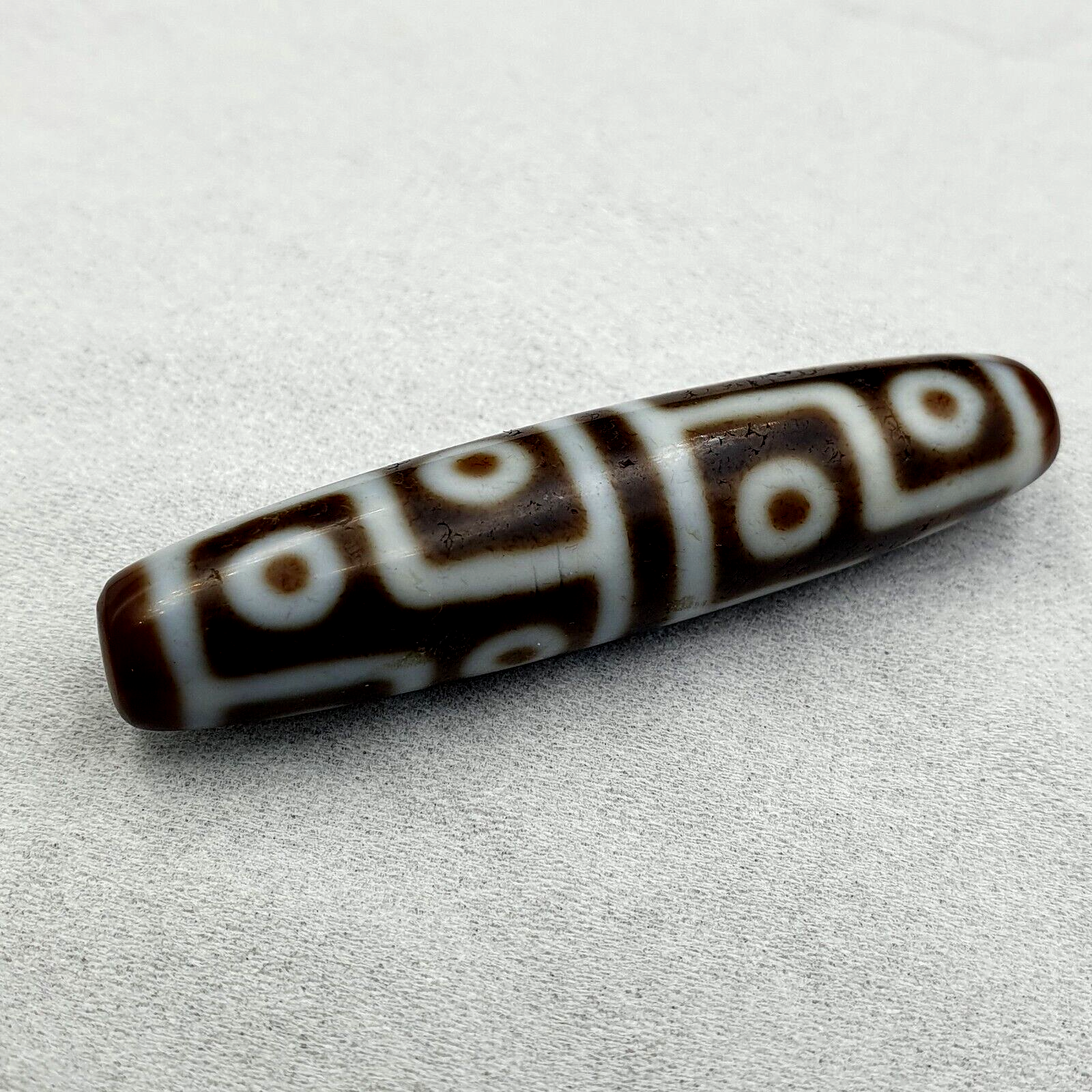 Indo Tibetan Agate 12 Eyes in Square- Agate stone Dzi Bead Amulet HQ-1
