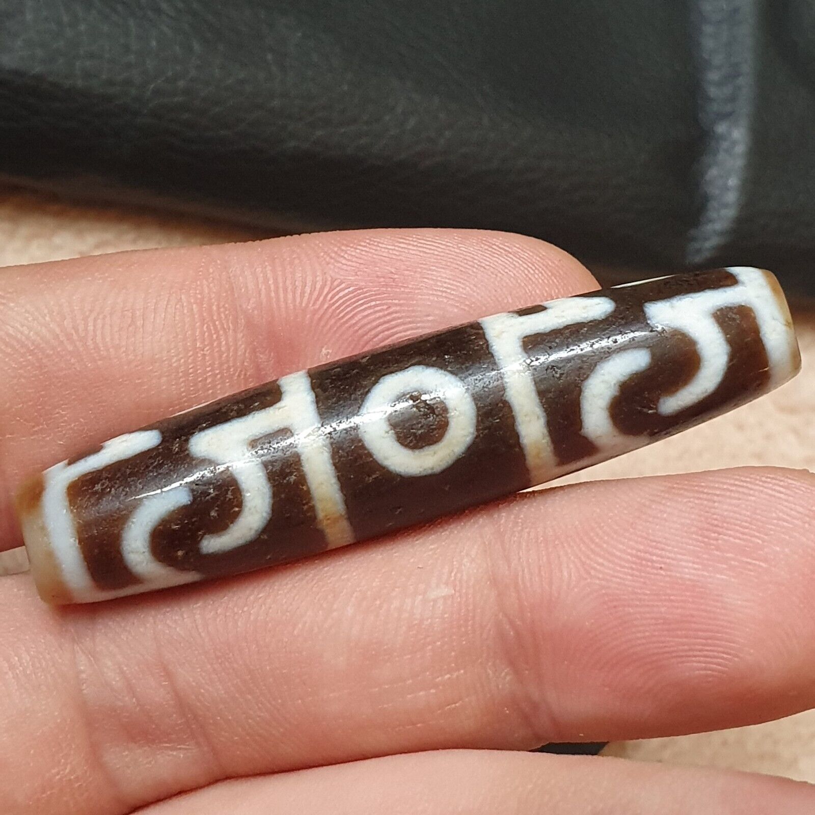 Himalayan Tibetan dzi bead Tasso amulet Agate Bead PR8