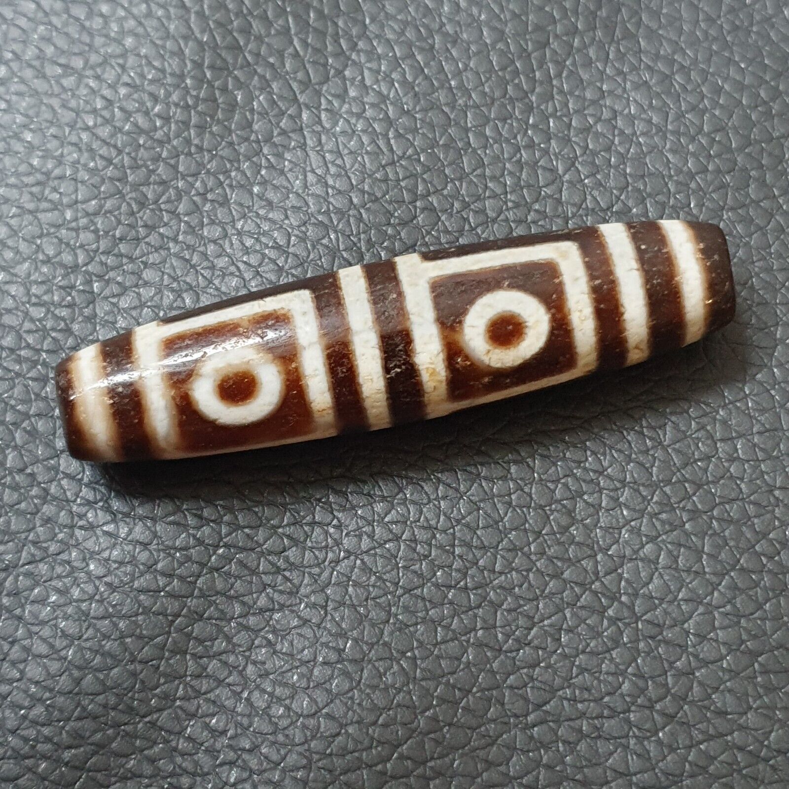 Tibetan Nepalese dzi bead 4 eyes in Eyes amulet Agate Bead PR-2