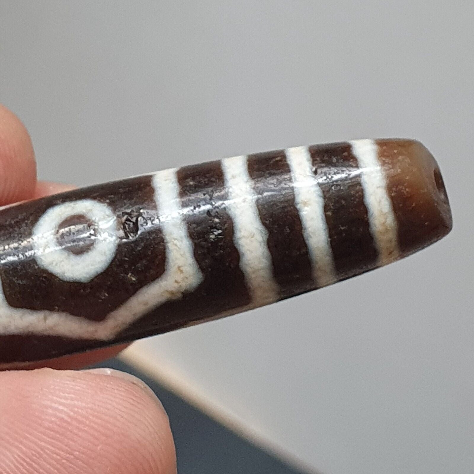 Himalayan Tibetan Nepalese dzi bead 3 eyes in Eyes amulet Agate Bead PR-3