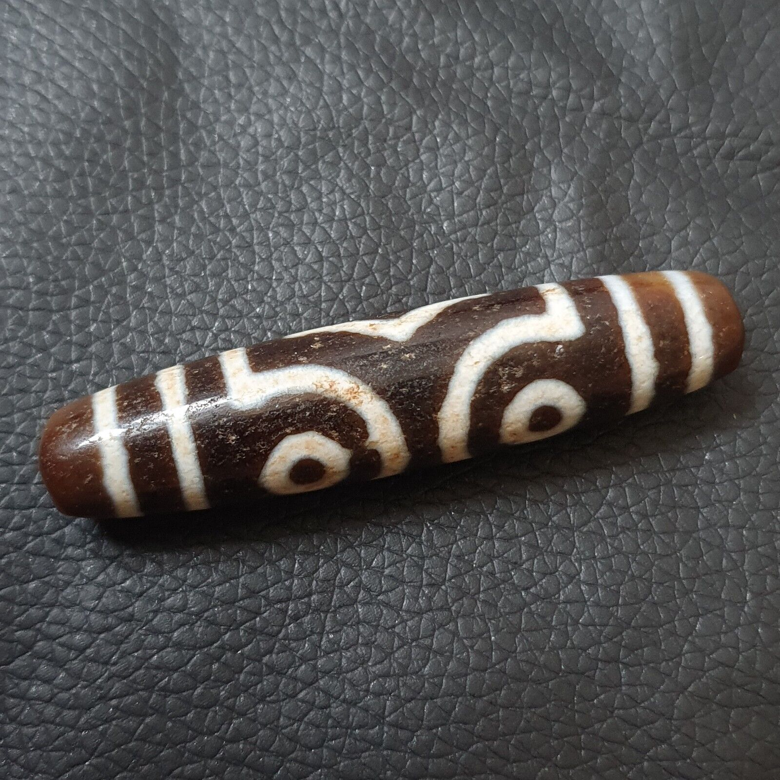 Himalayan Tibetan Nepalese dzi bead 3 eyes in Eyes amulet Agate Bead PR-3