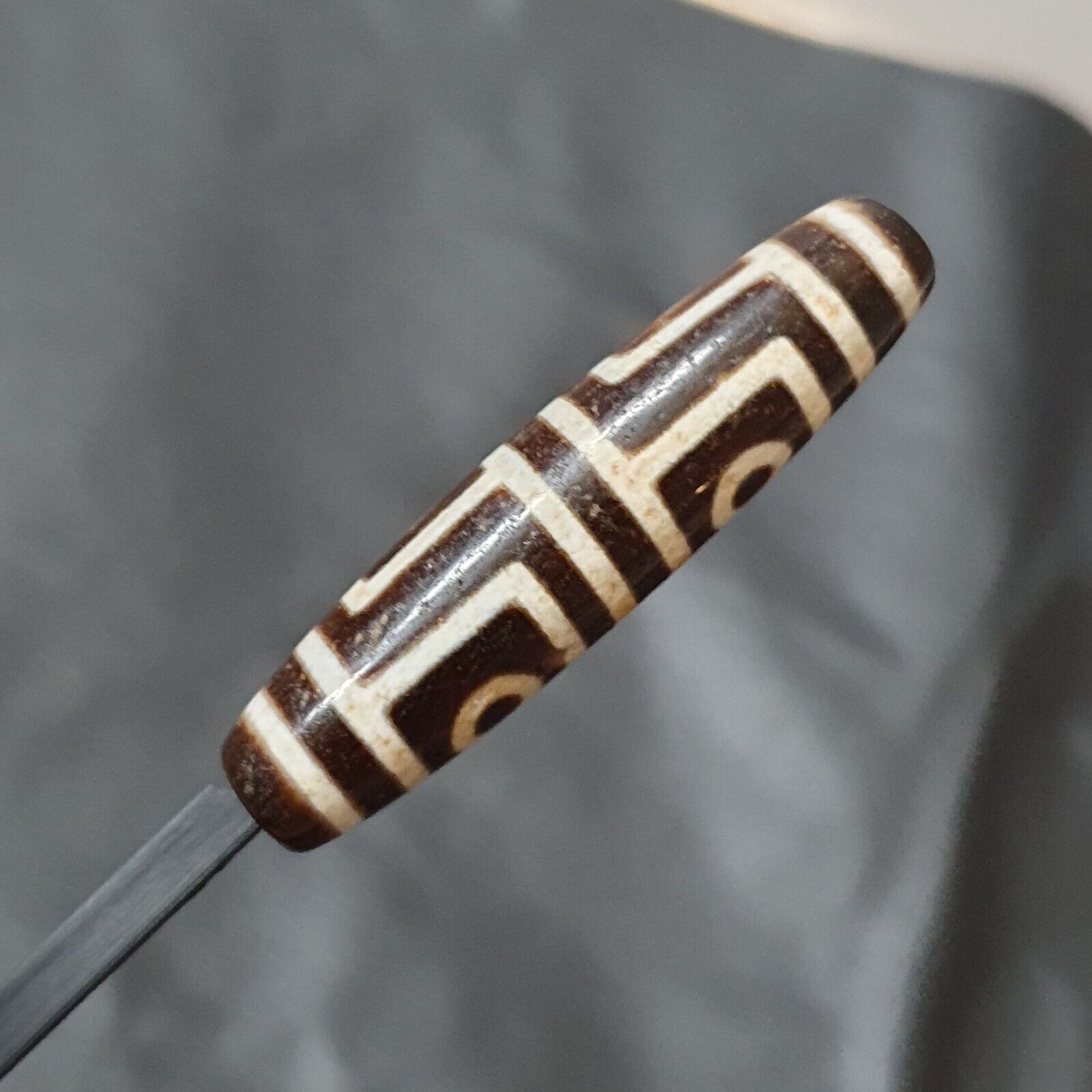 Tibetan Nepalese dzi bead 4 eyes in Eyes amulet Agate Bead PR-2