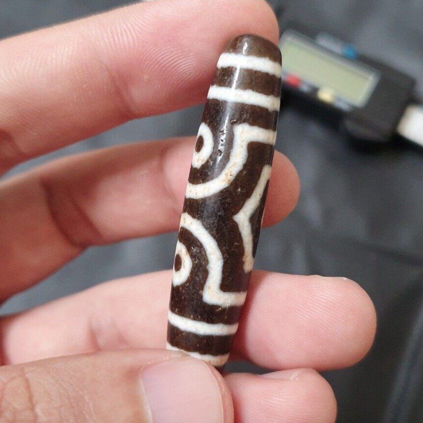 Himalayan Tibetan Nepalese dzi bead 3 eyes in Eyes amulet Agate Bead PR-3