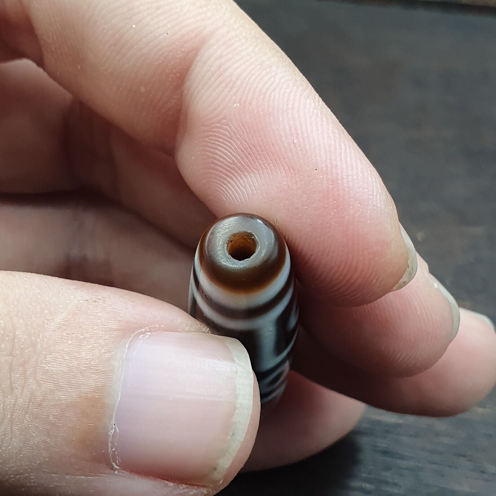 Old Indo Tibetan Agate 9 Eyes in zigzag lines Agate stone Dzi Bead Amulet HQ-2