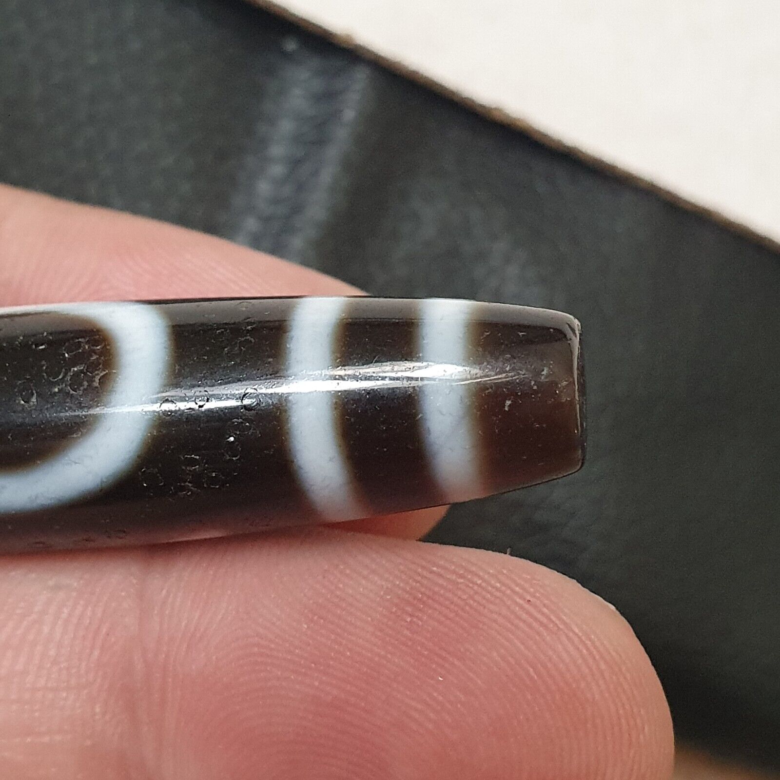 Himalayan Tibetan dzi bead Square and Circle Eyes amulet Agate Bead PR-4