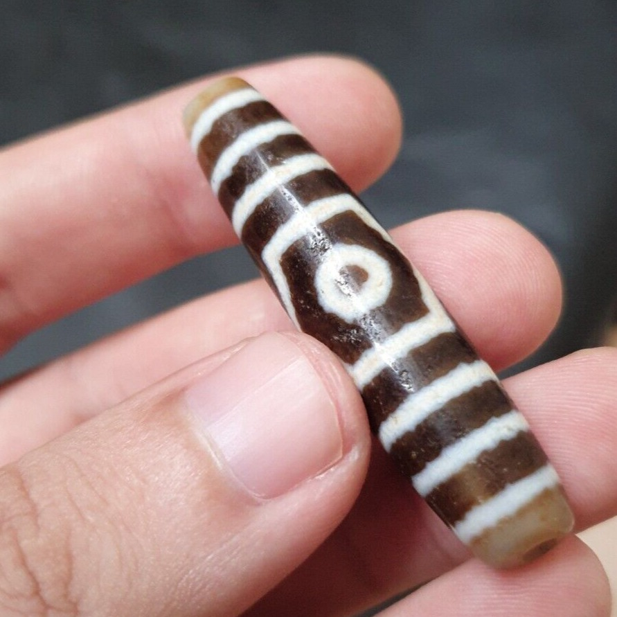 3 Eyes BEAD Tibetan dzi bead old amulet Agate Stone  APR-10