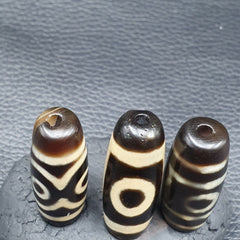 S#3 Himalayan Indo Tibetan rare Patterns Dzi Amulet Bead lot 3 beads