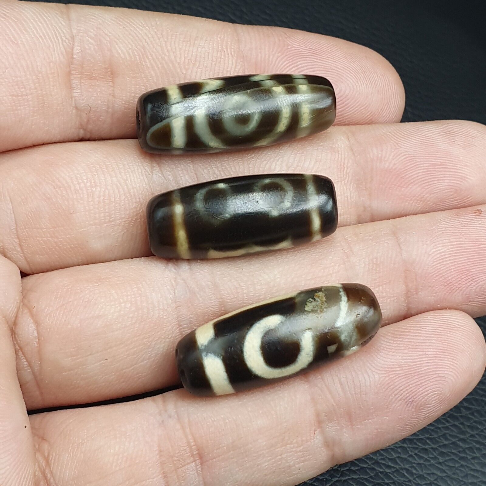 S#3 Himalayan Indo Tibetan rare Patterns Dzi Amulet Bead lot 3 beads