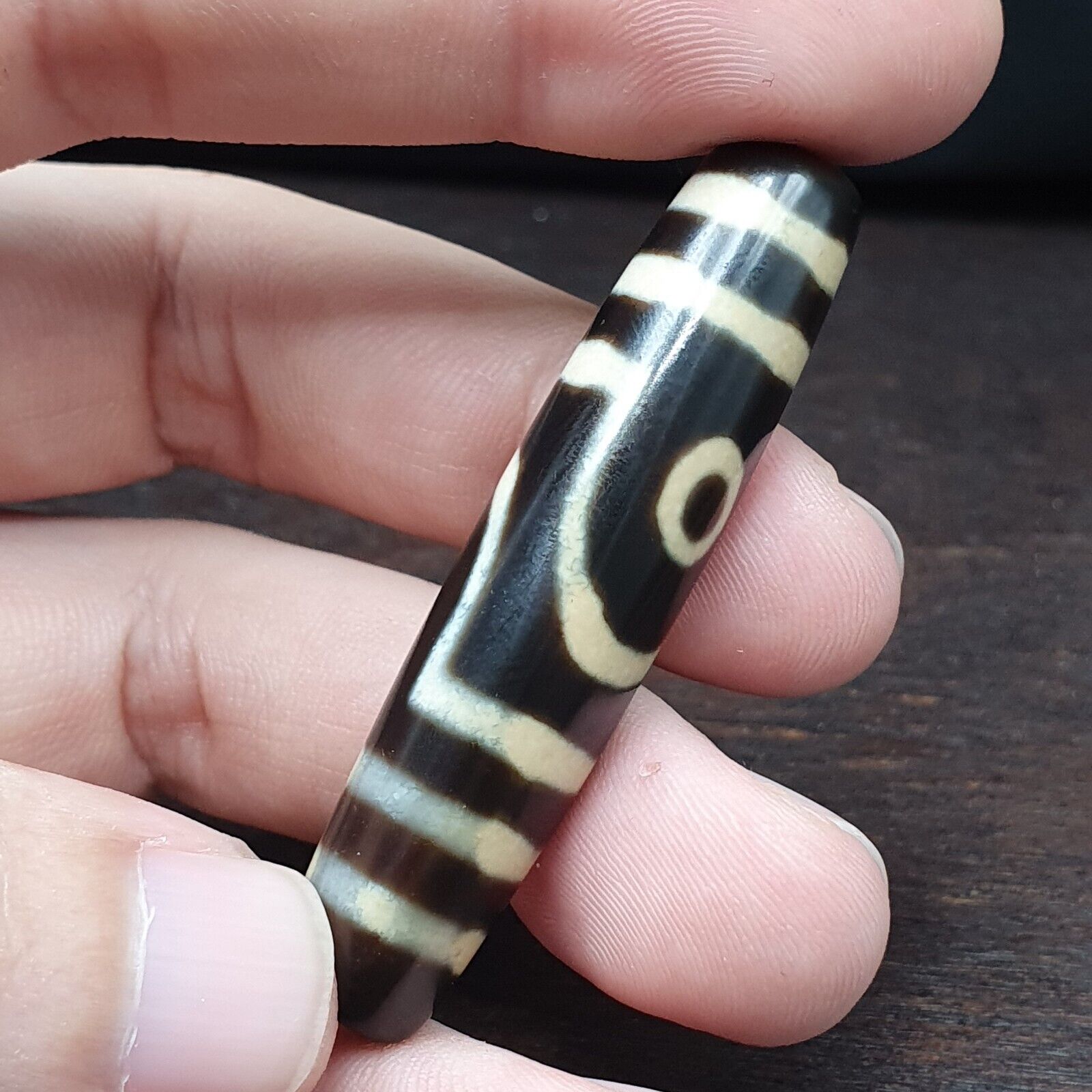 Protective Bead Amulet Vintage Old Indo Tibetan BLACK AND WHITE Agate pure 2 Eye