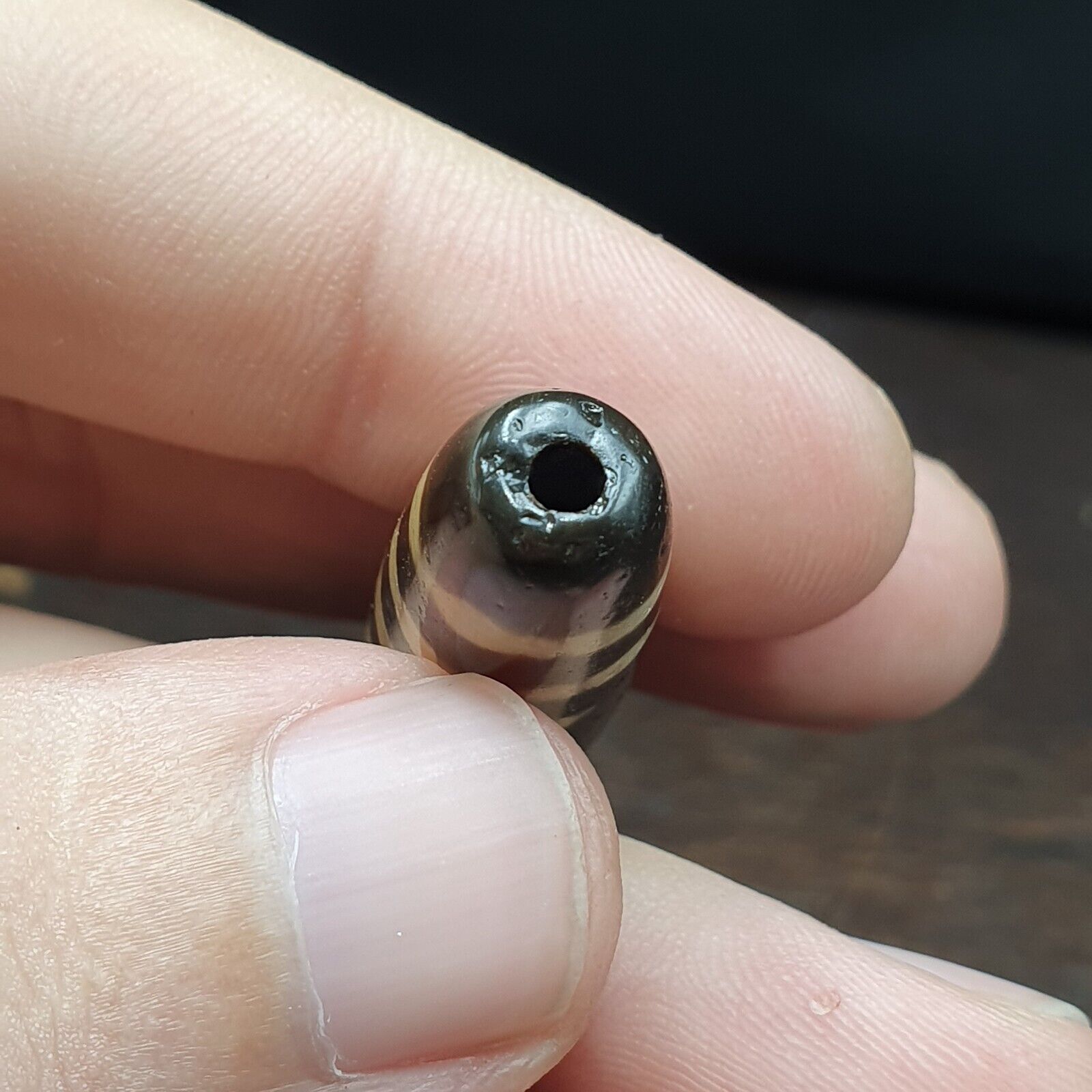 Vintage Old Indo Tibetan BLACK AND WHITE Agate pure 3 Eye