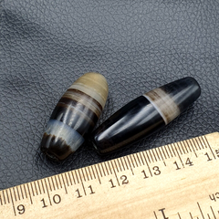 2 Antique Yemeni Agate Natural Rare pattern African Banded Agate Bead  YM-53