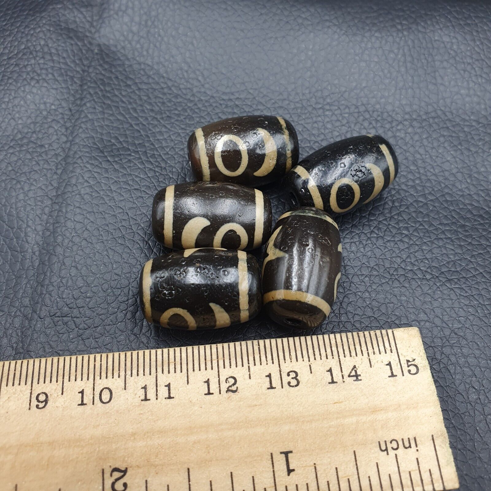 Himalayan Indo Tibetan rare Patterns Dzi Amulet Bead lot 5 beads