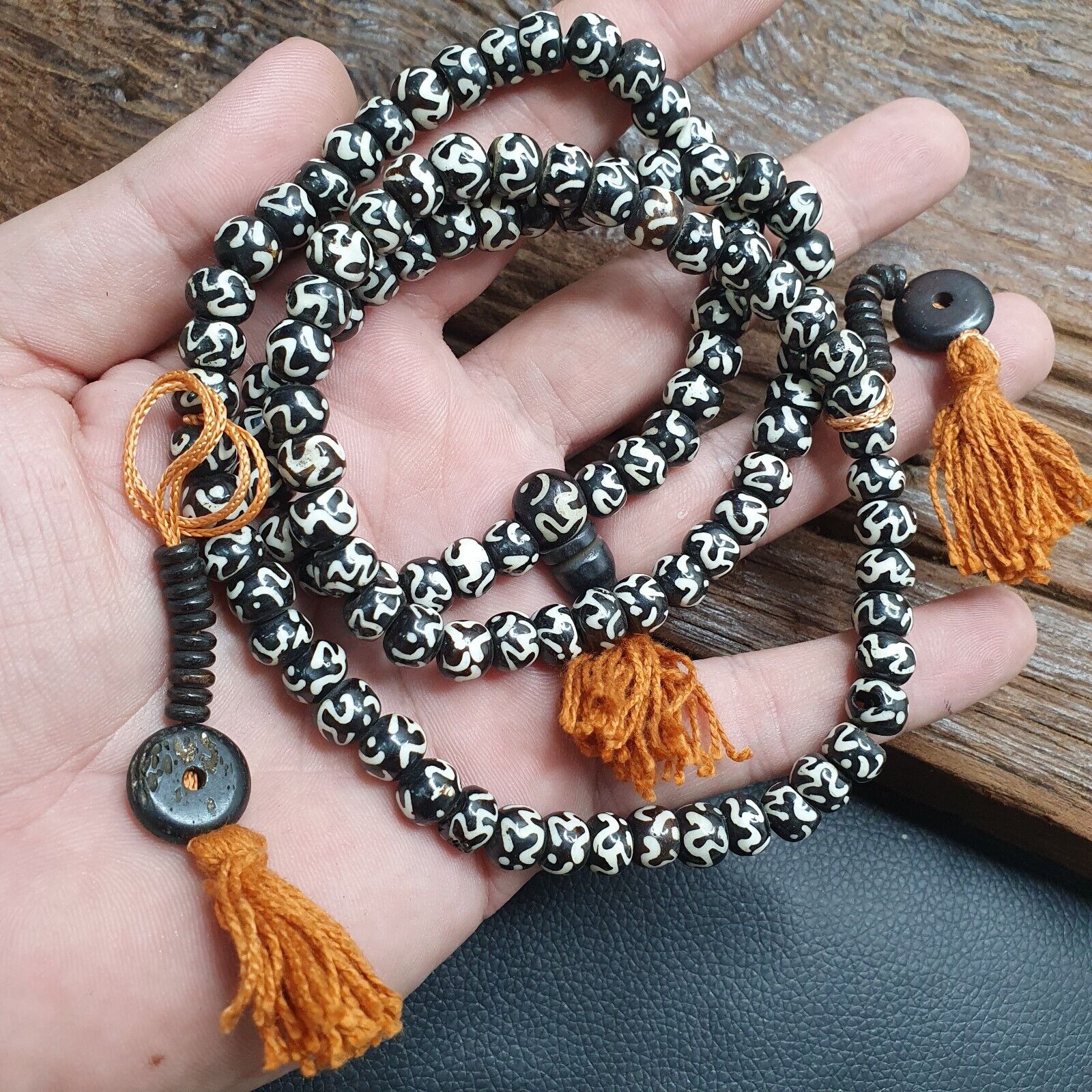 Vintage Himalayan Inscripted Spells on Yak Bone 108 BEADS ROSARY Mala TB-B2