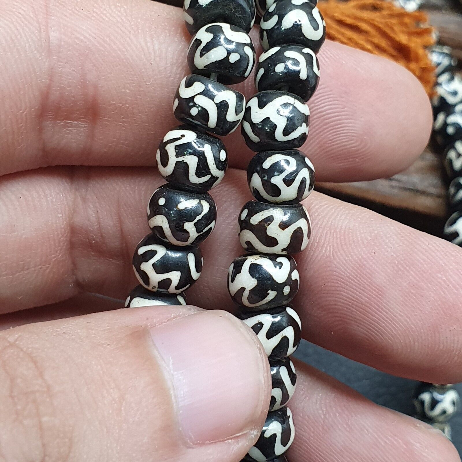 Vintage Himalayan Inscripted Spells on Yak Bone 108 BEADS ROSARY Mala TB-B2