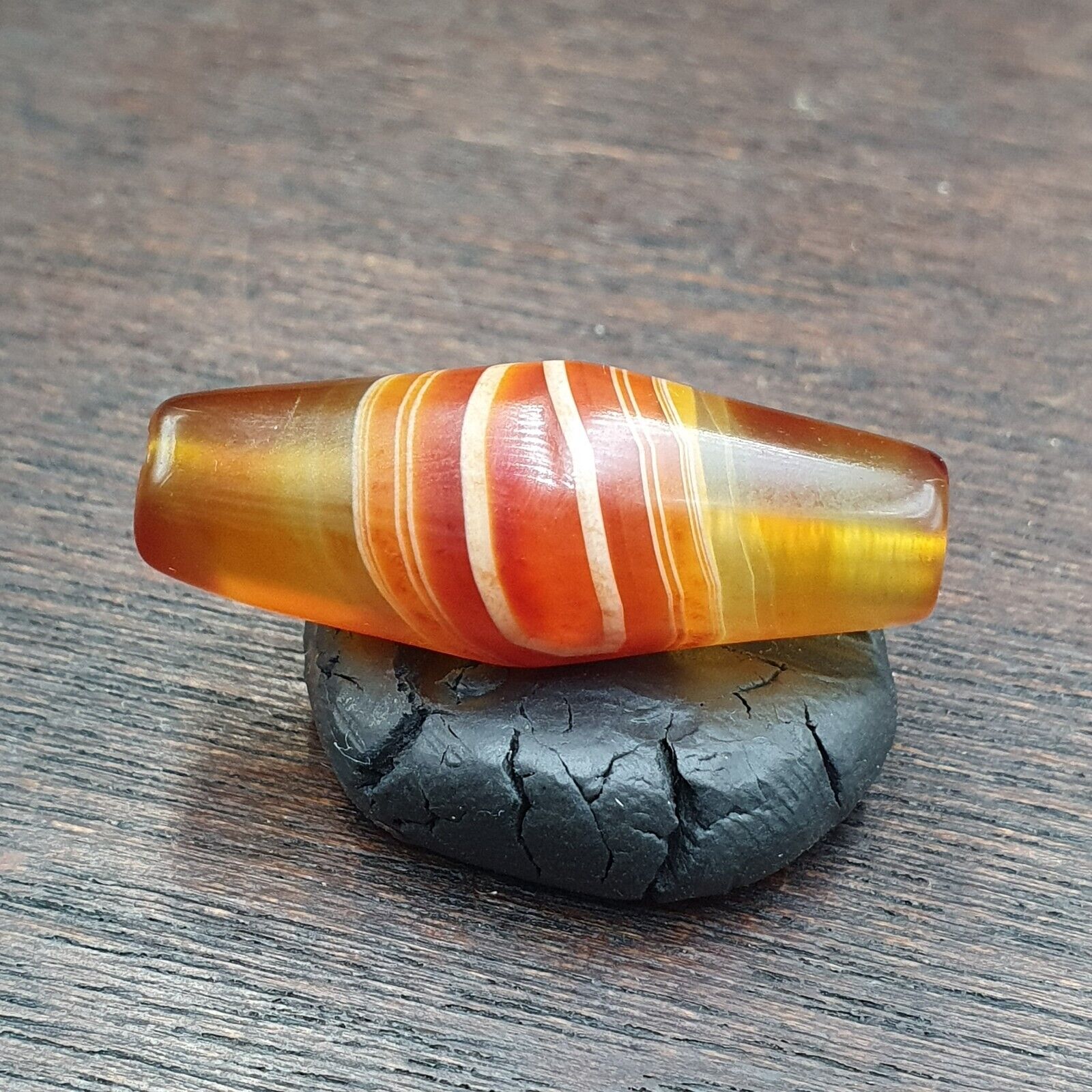 Antique Yemeni Agate Natural Eye Agate Bead very unique Pattern #6