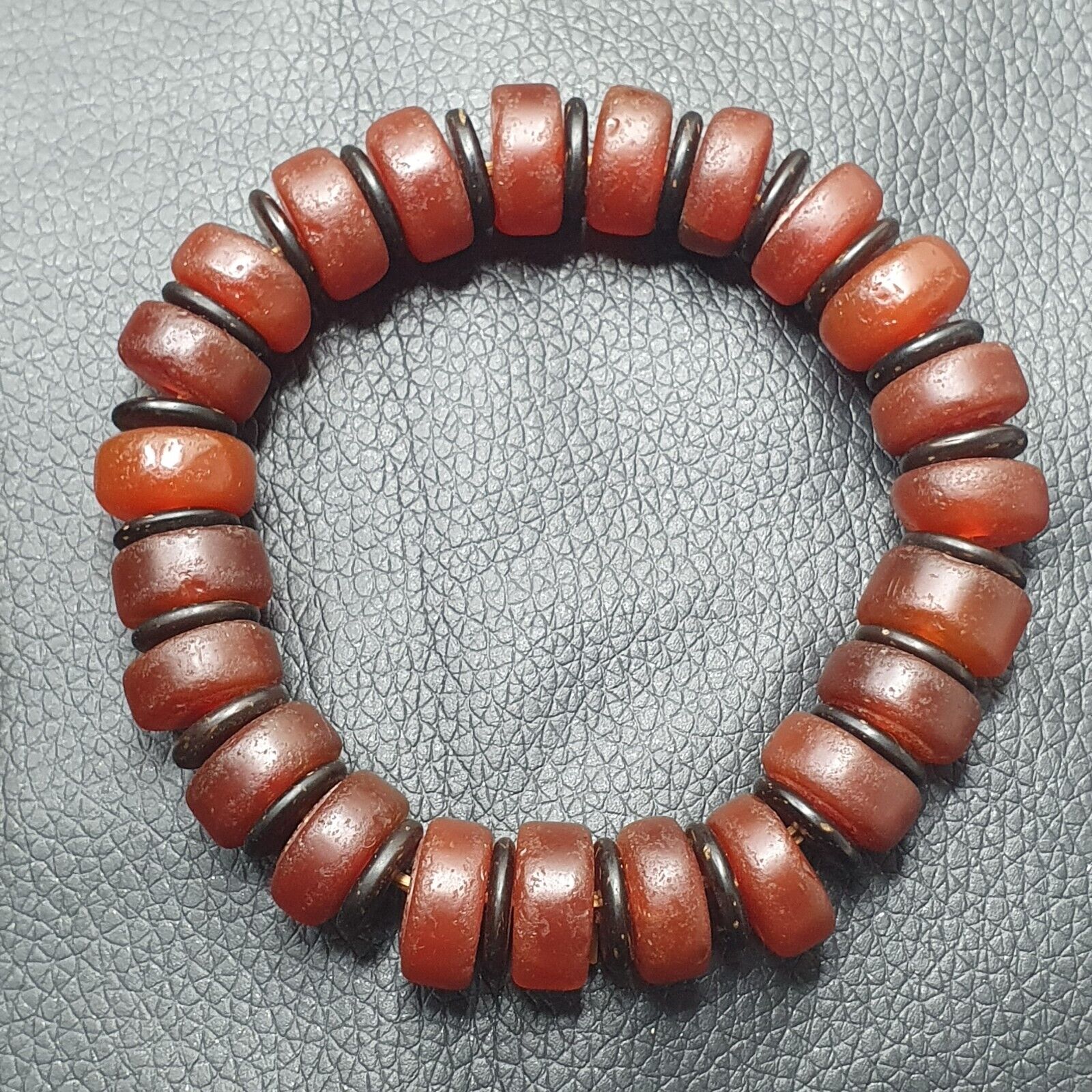 Amazing Antique Carnelian Red Agate 12mm Beads Bracelet BRGT-3