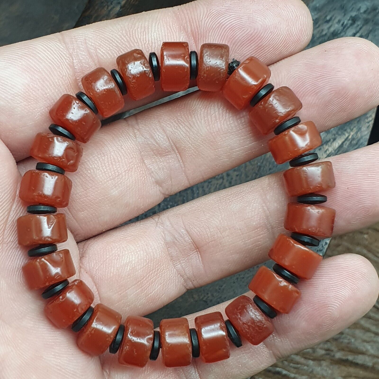 Antique Tire Shape Carnelian Agate 10mm Beads Bracelet BRGT-1