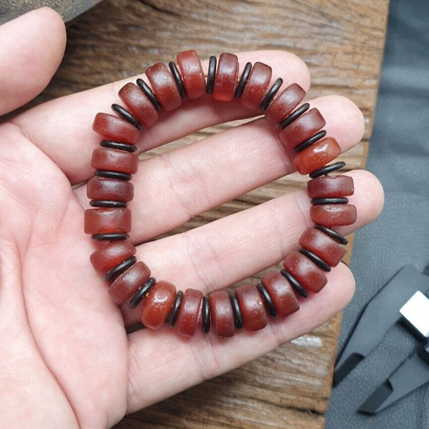 Amazing Antique Carnelian Red Agate 12mm Beads Bracelet BRGT-3
