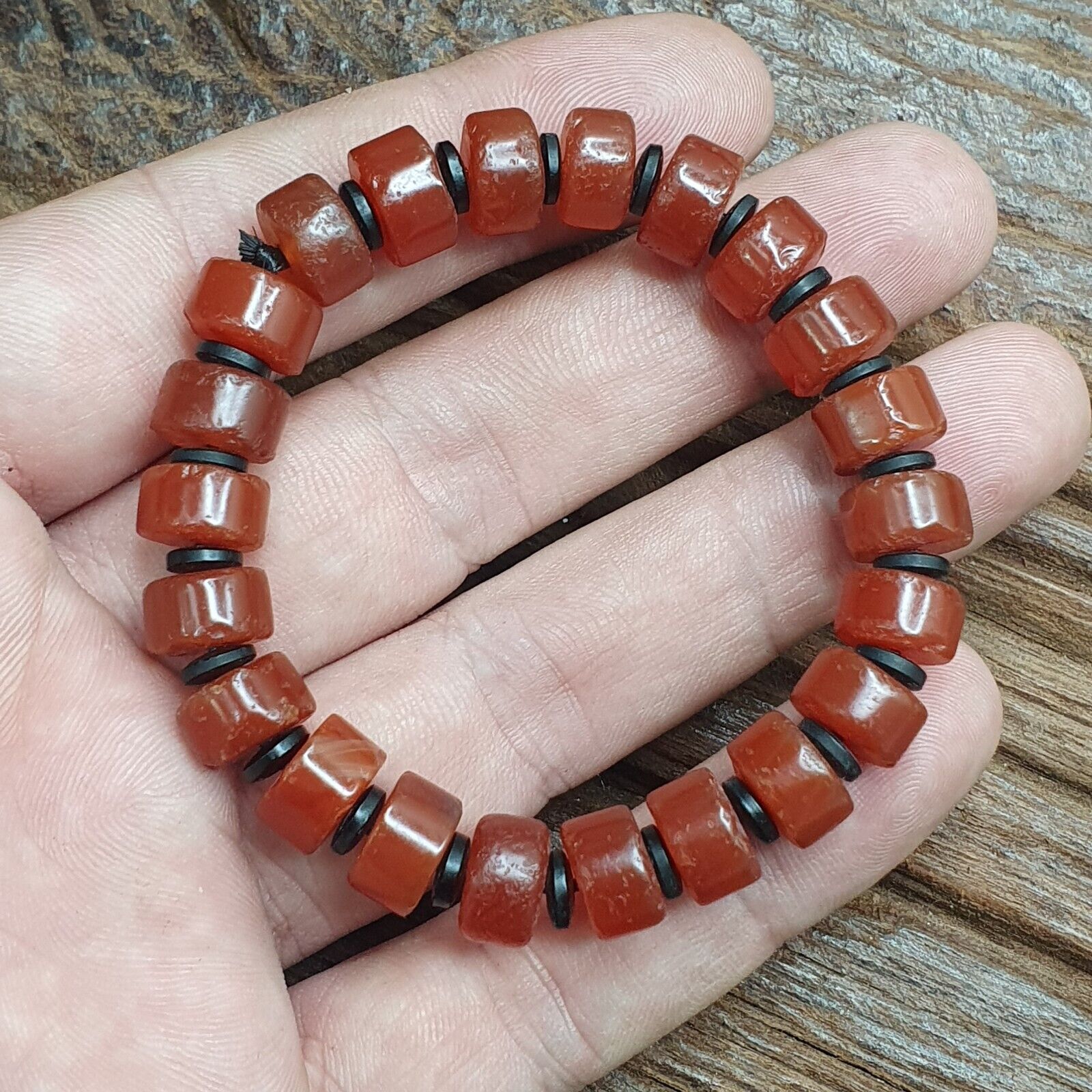 Antique Tire Shape Carnelian Agate 10mm Beads Bracelet BRGT-1