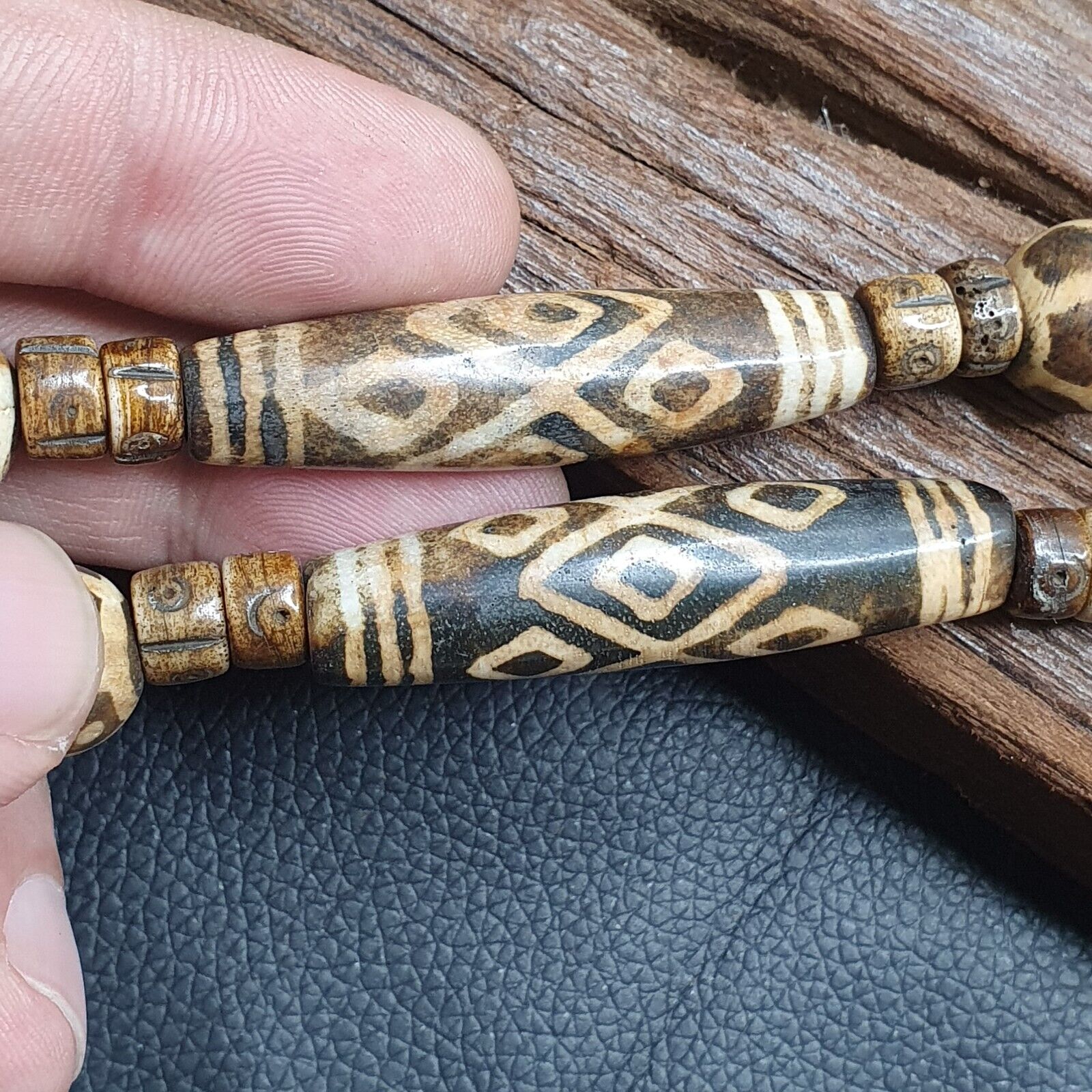 Asian Burmese Old Pumtek Palm Wood Stone beads Necklace