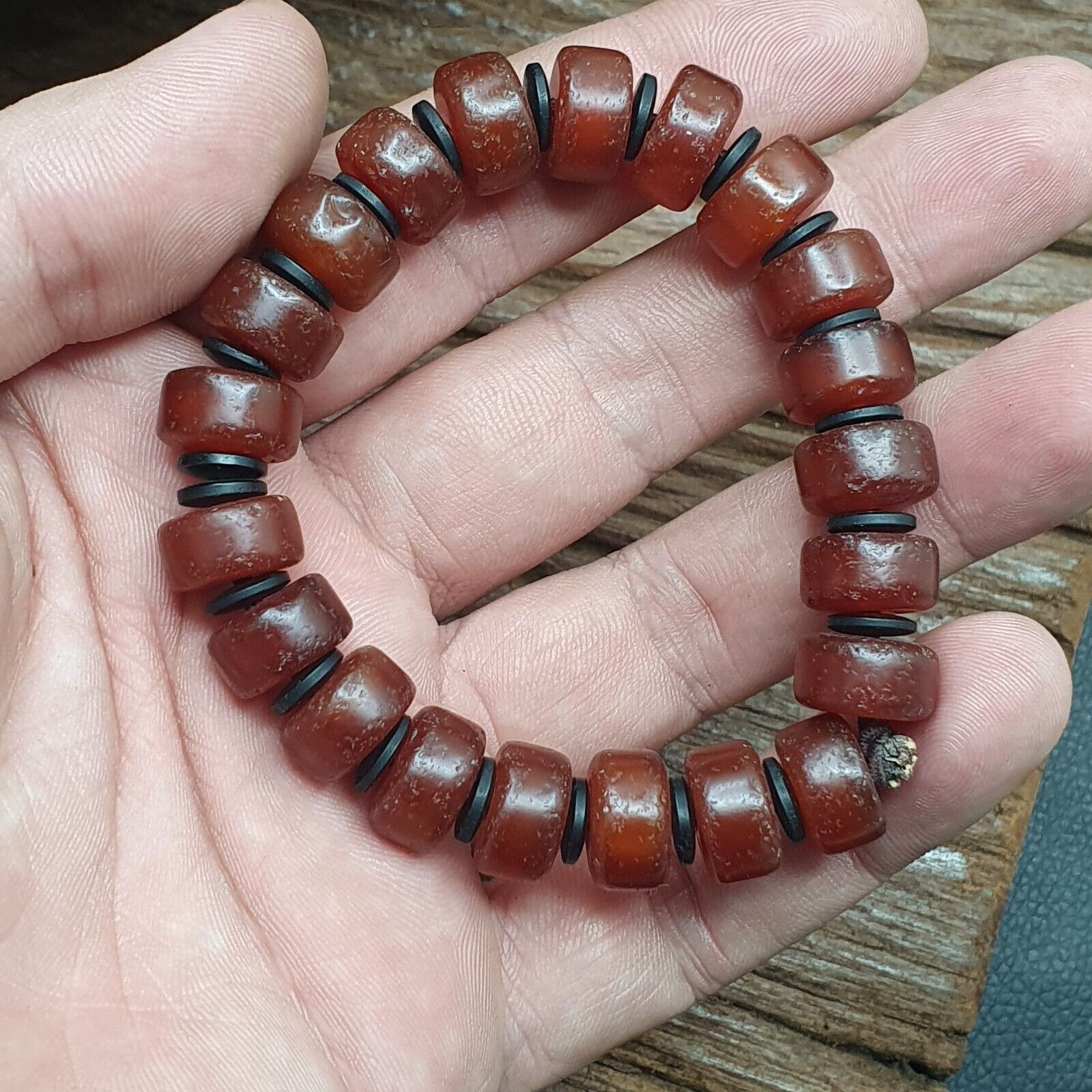 Antique Tire Shape Carnelian Agate 12mm Beads Bracelet BRGT-2
