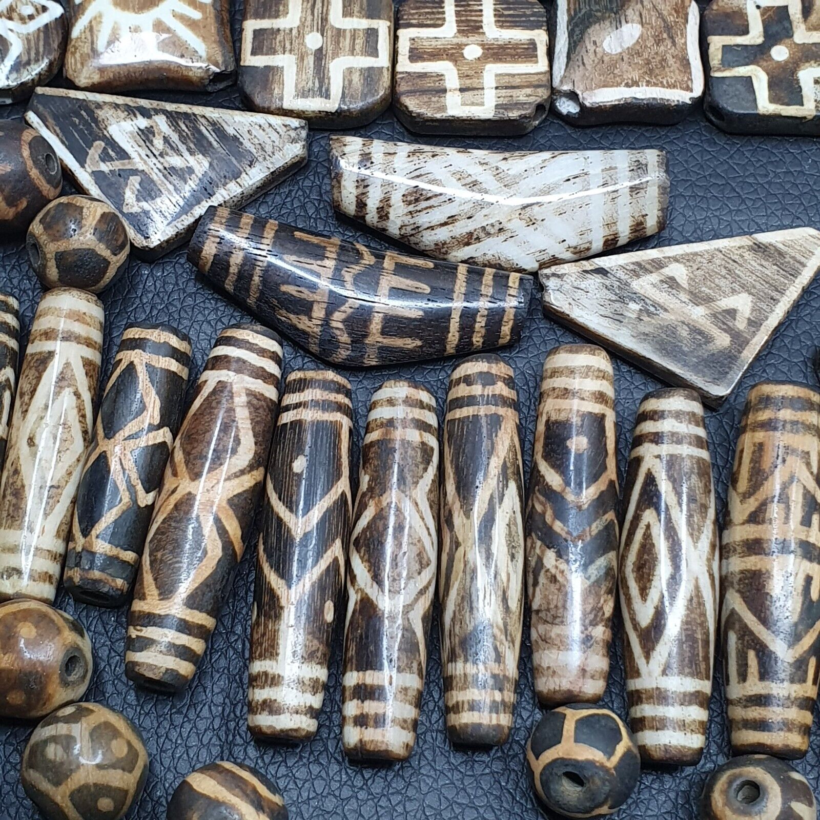 Lot 91 Beads Asian Burmese Old Pumtek Palm Wood Stone beads