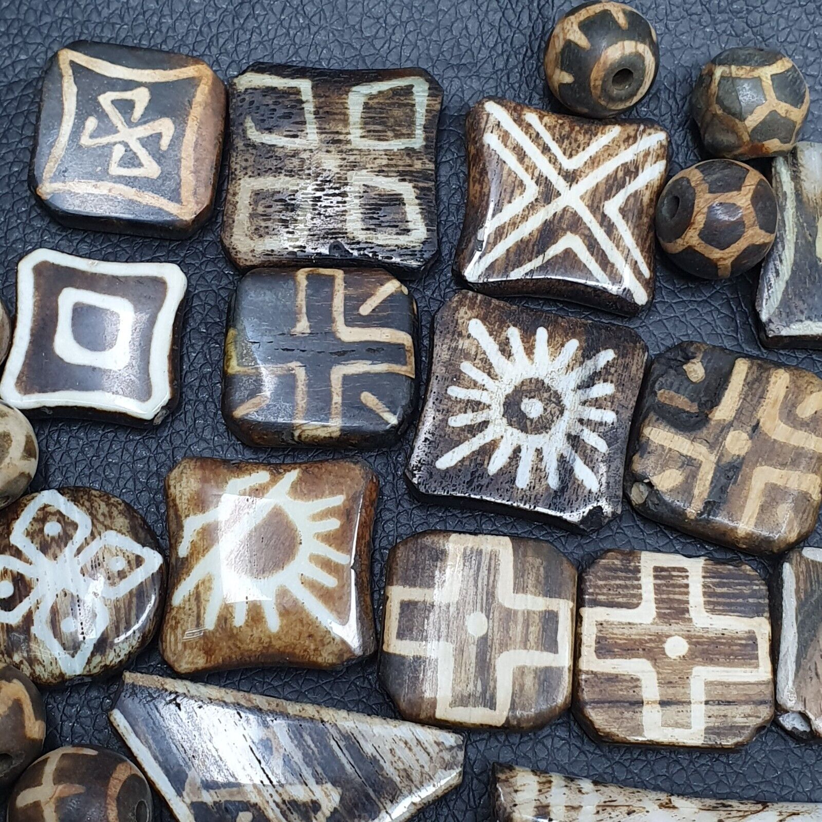 Lot 91 Beads Asian Burmese Old Pumtek Palm Wood Stone beads