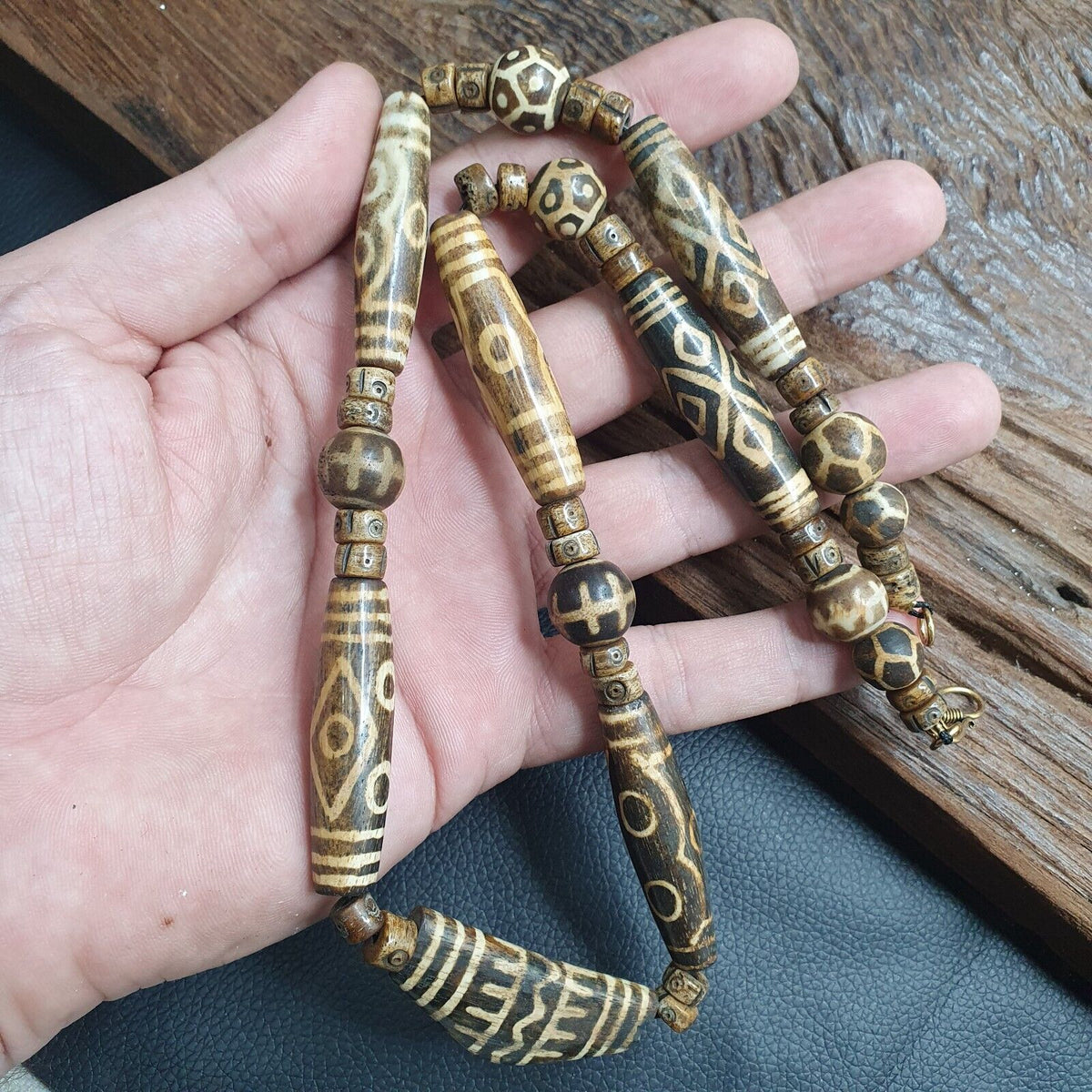 Asian Burmese Old Pumtek Palm Wood Stone beads Necklace