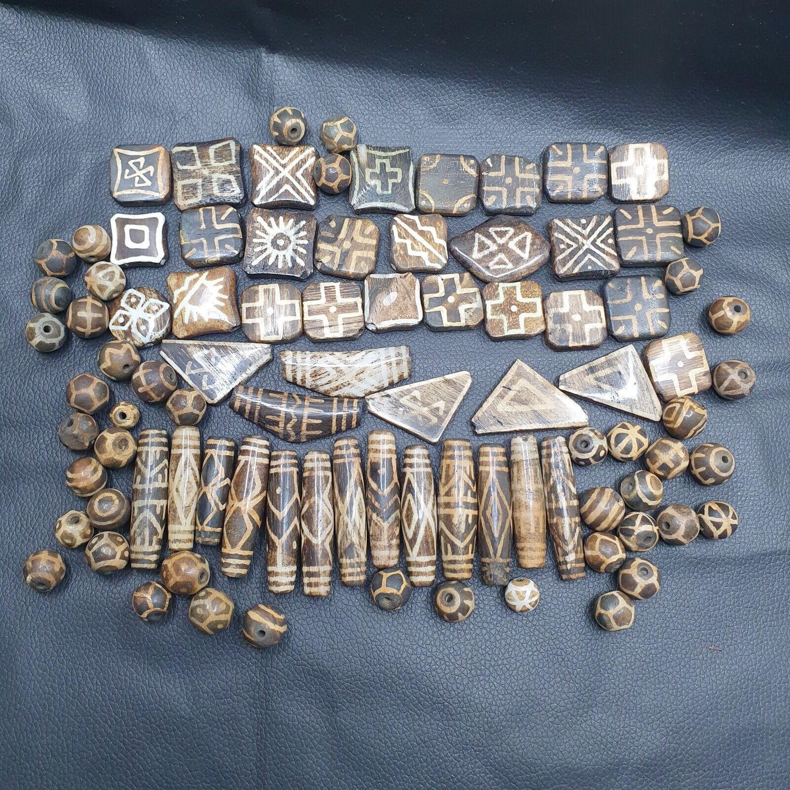 Lot 91 Beads Asian Burmese Old Pumtek Palm Wood Stone beads