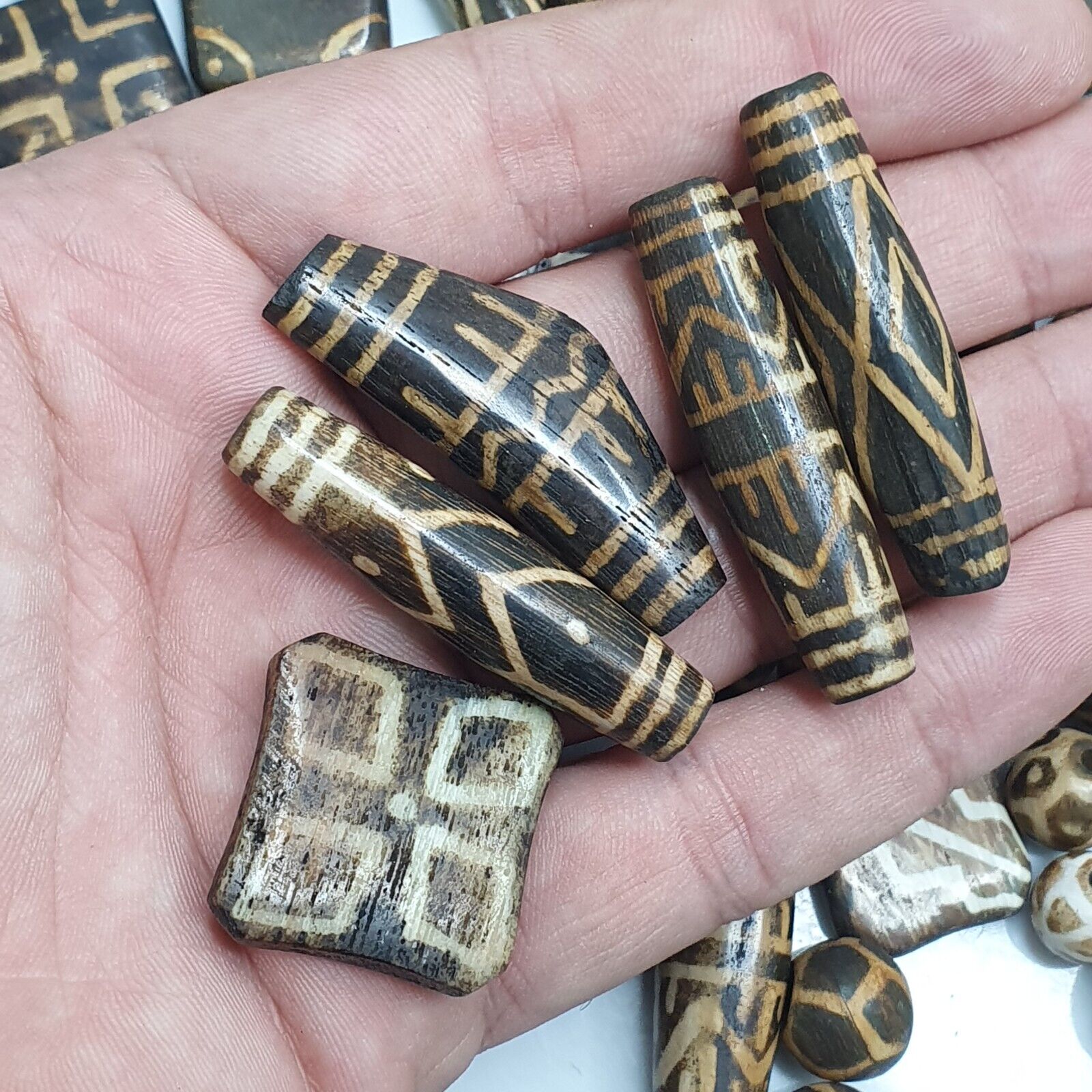 Lot 91 Beads Asian Burmese Old Pumtek Palm Wood Stone beads