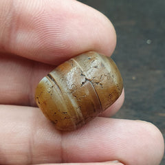 Antique Tibetan Agate Bead: A Rare Gem from the Past 21x15mm JNT-72