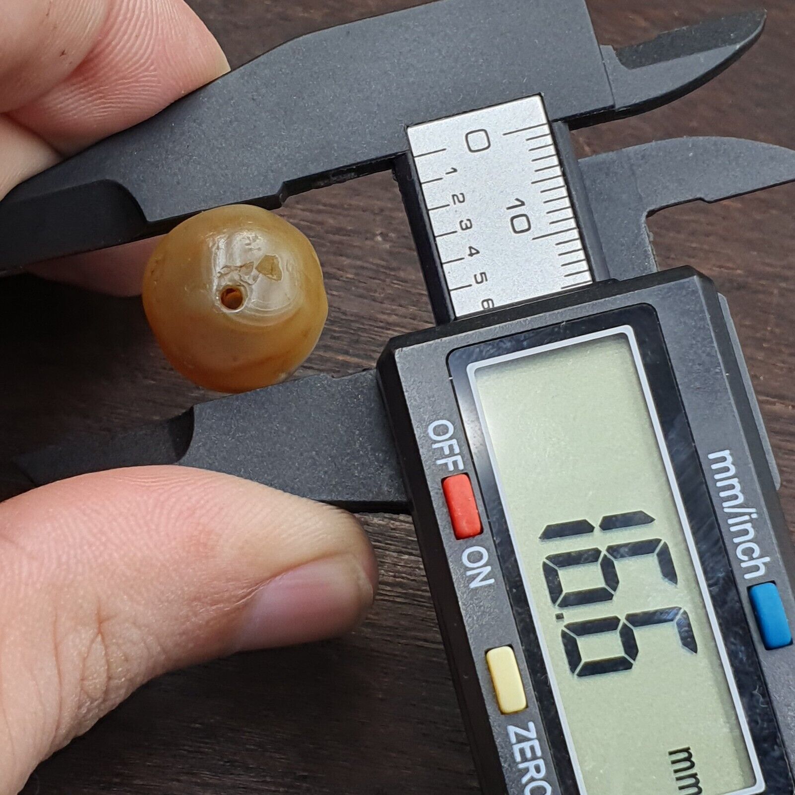 Antique Tibetan Suleimani Agate Bead: A Rare Gem from the Past 16.6mm