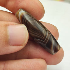 Vintage Old Yemeni Agate Natural Eye Rare pattern Banded Agate Bead  YM-2