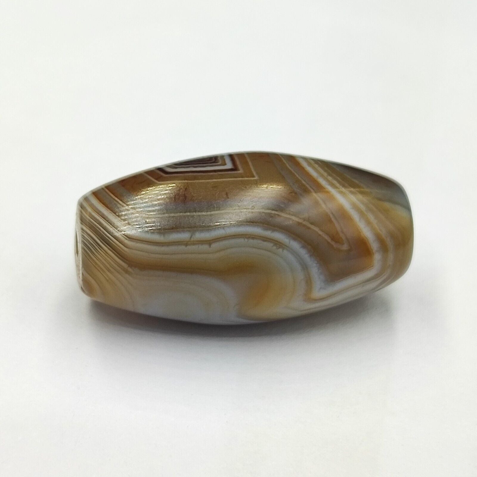 Vintage Old Yemeni Agate Natural Eye Rare pattern Banded Agate Bead  YM-1