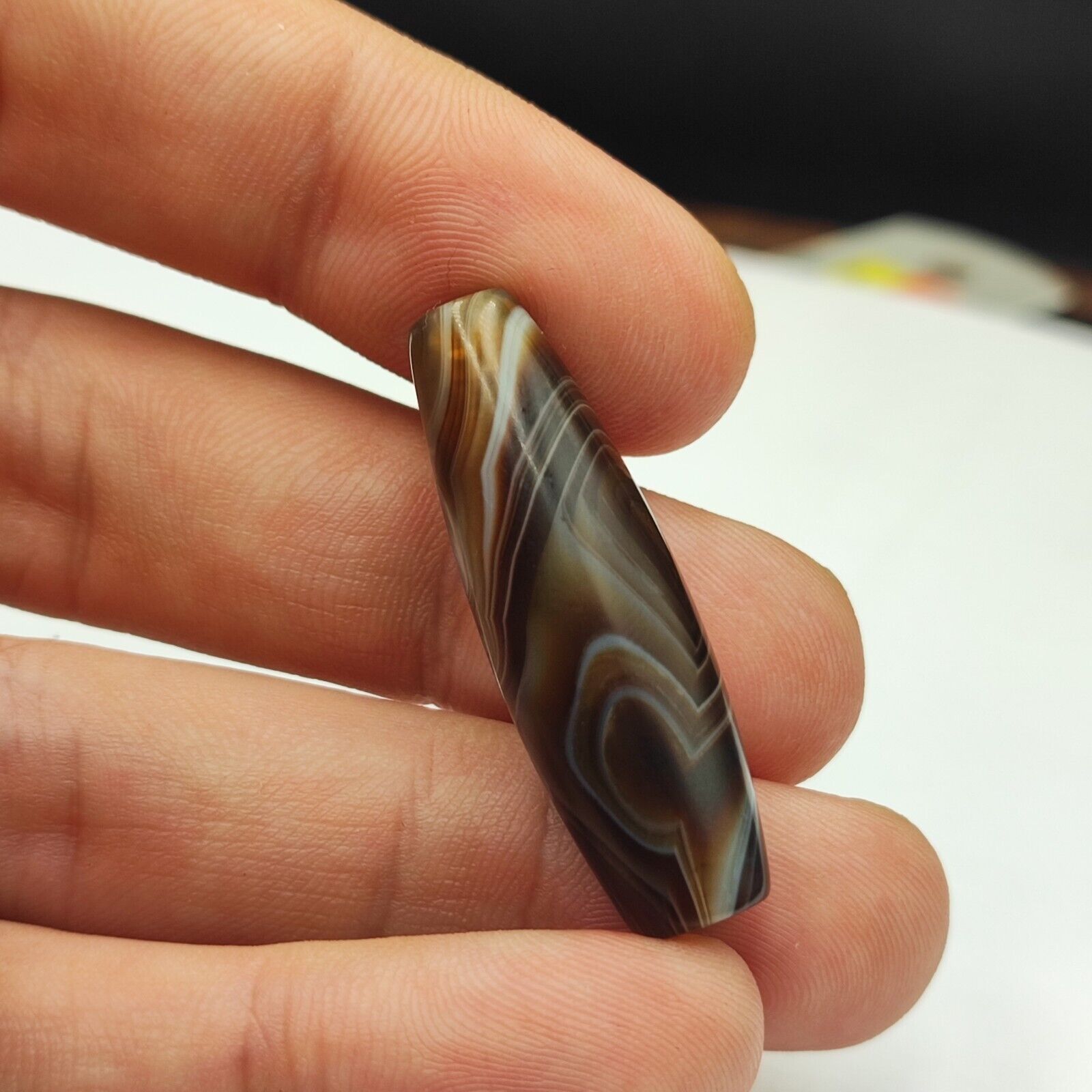 Vintage Old Yemeni Agate Natural Eye Rare pattern Banded Agate Bead  YM-2