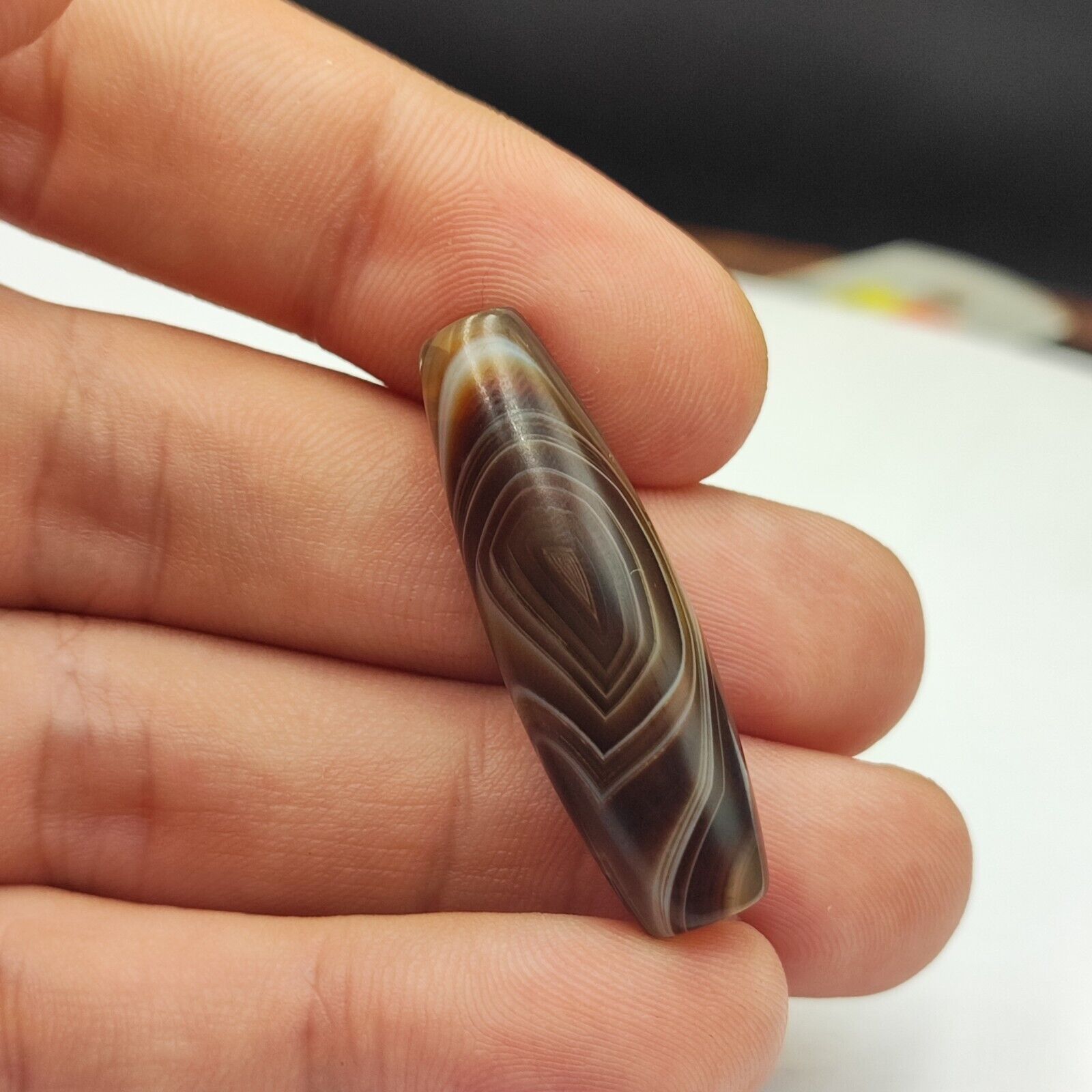 Vintage Old Yemeni Agate Natural Eye Rare pattern Banded Agate Bead  YM-2