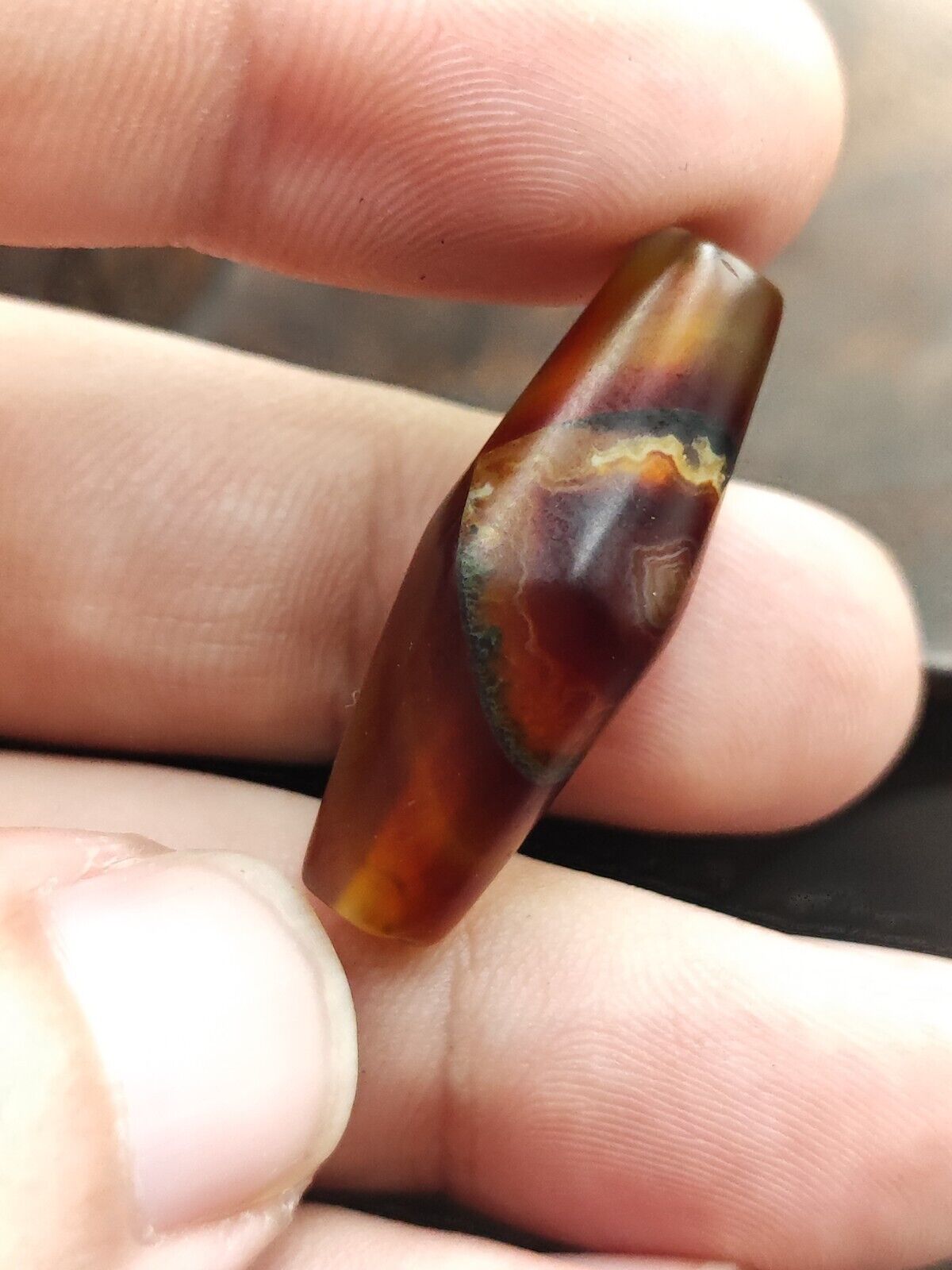 Vintage Old Yemeni Agate Natural Eye Rare pattern Banded Agate Bead  YM-408